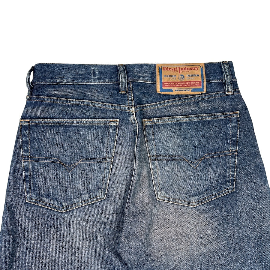 DIESEL STRAIGHT CUT DENIM - INDIGO V38GF