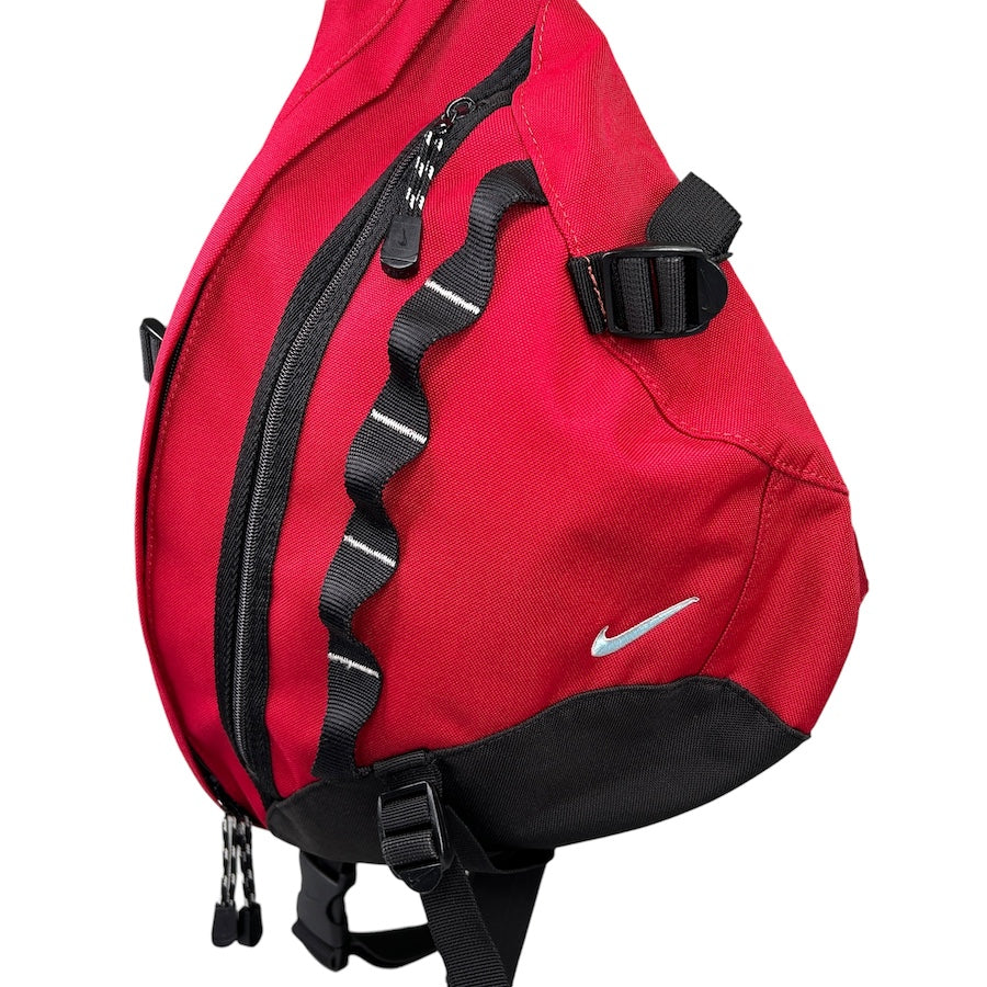 NIKE Y2K UTILITY SLING BAG - RED