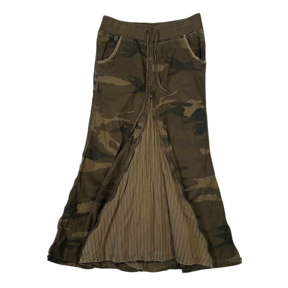 G.O.A CAMO CARGO ZIP SKIRT