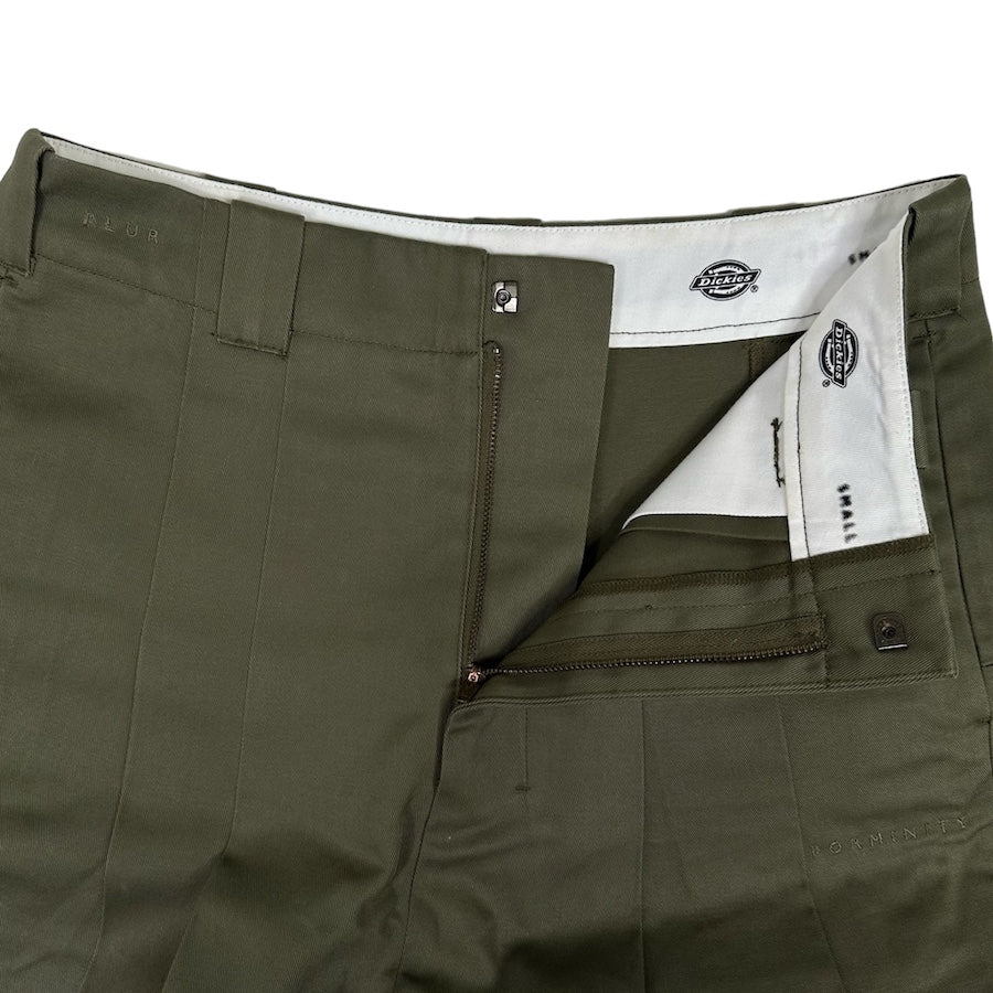 SHINYA KOZUKA X DICKIES "BAGGY" PANTS - OLIVE GREEN
