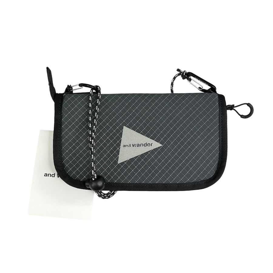 AND WANDER REFLECTIVE ZIP PUCH BAG T376F